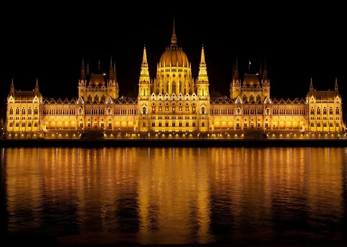 Parliament شقة